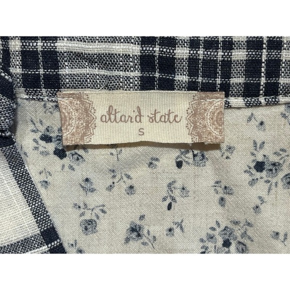 Altar'd state women's plaid blouse/top. Floral print on backside. Size Small. - Picture 8 of 8